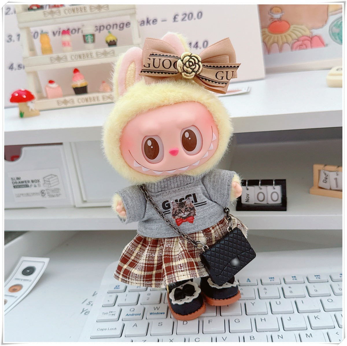 Labubu Doll Outfit - Plaid Skirt & Accessories for 10cm & 17cm Dolls