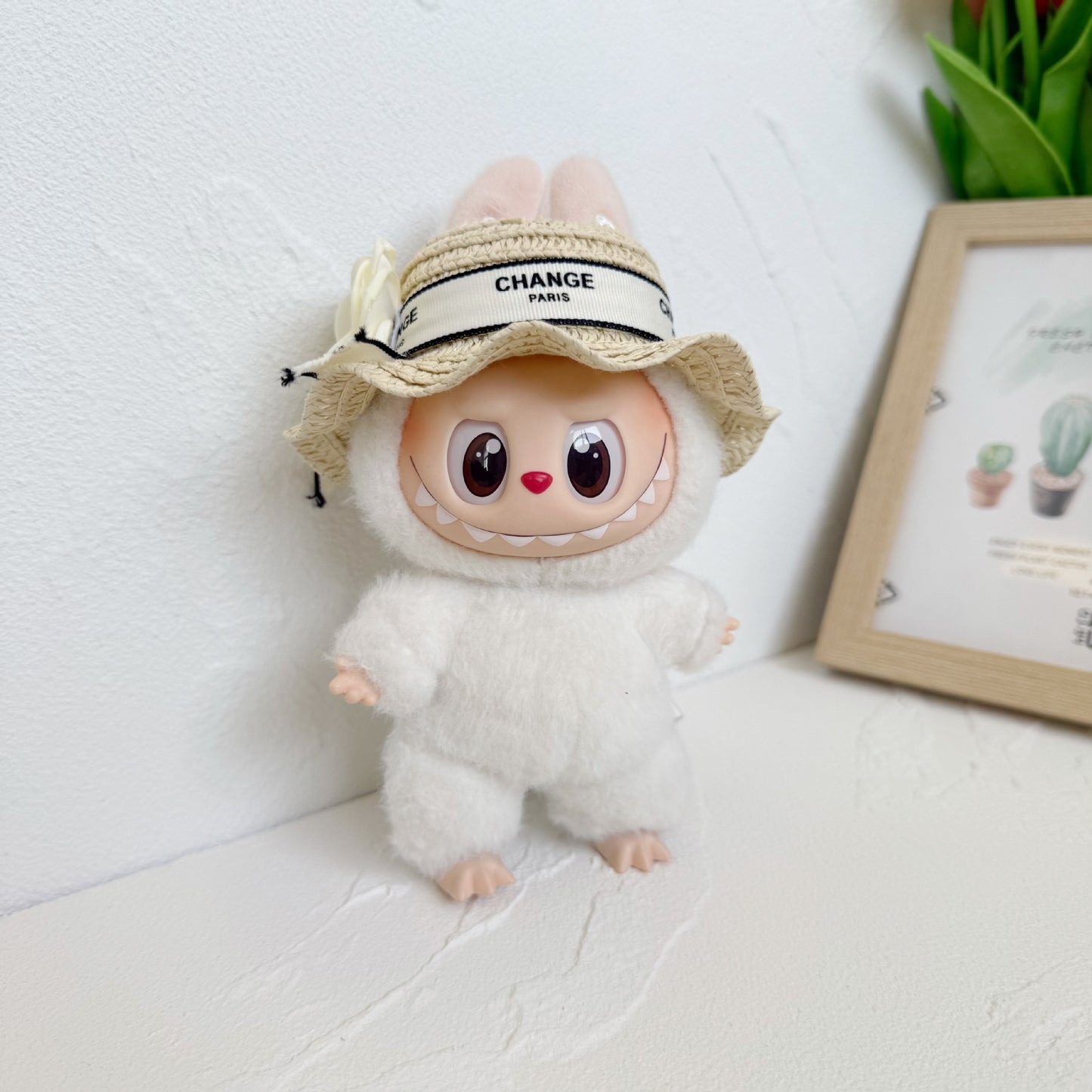 First and Second Generation Blind Box Labubu Doll Clothes Vinyl Pendant Labubu Doll Hat Skirt Suit 15cm 17cm