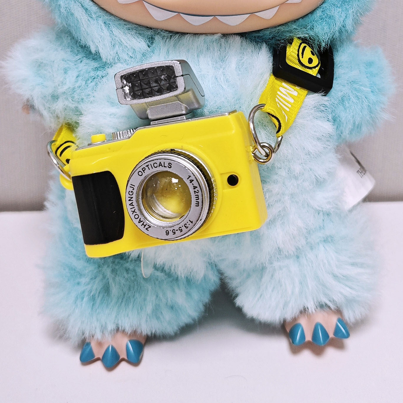 Labubu Doll Mini Camera Pendant - Black, Pink, Blue, Yellow