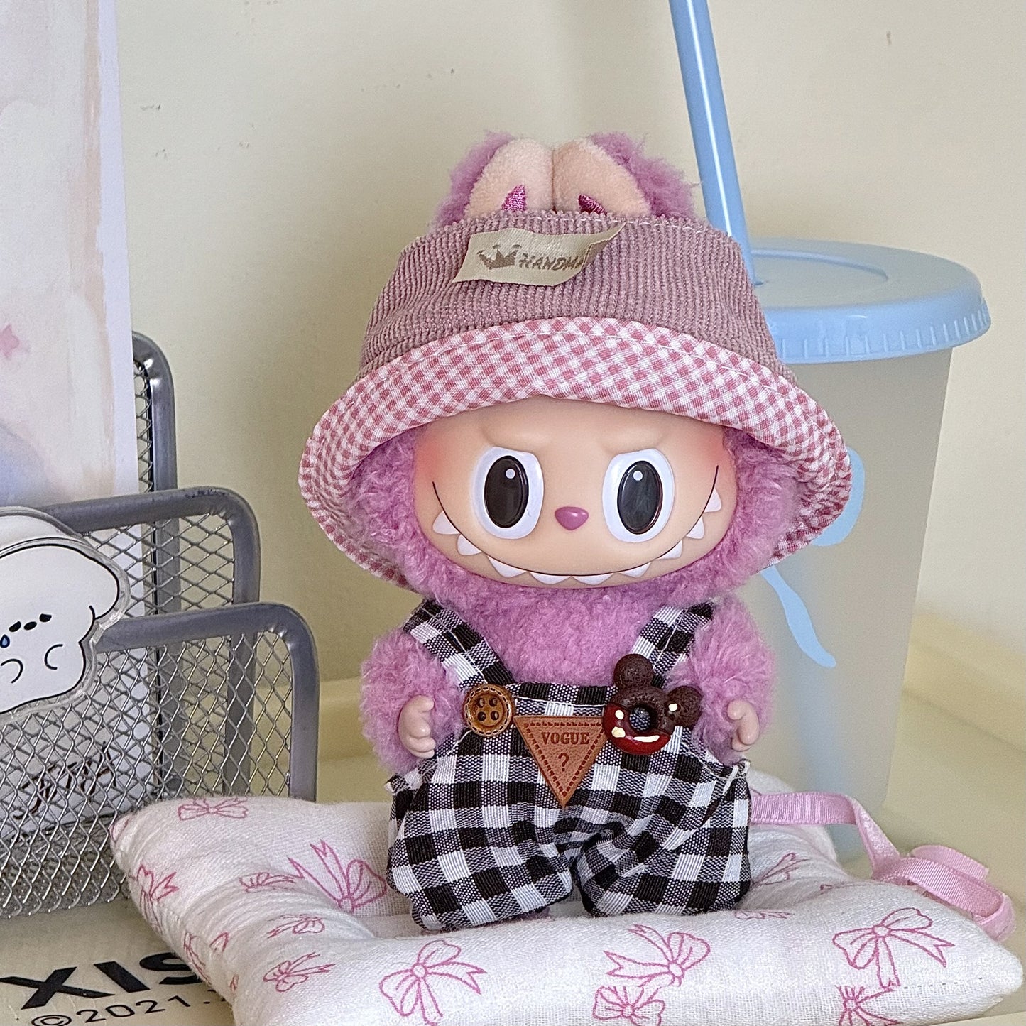 17cm Labubu Pendant Doll Vinyl Labubu Doll Can Wear suit for Plush Toy Clothes