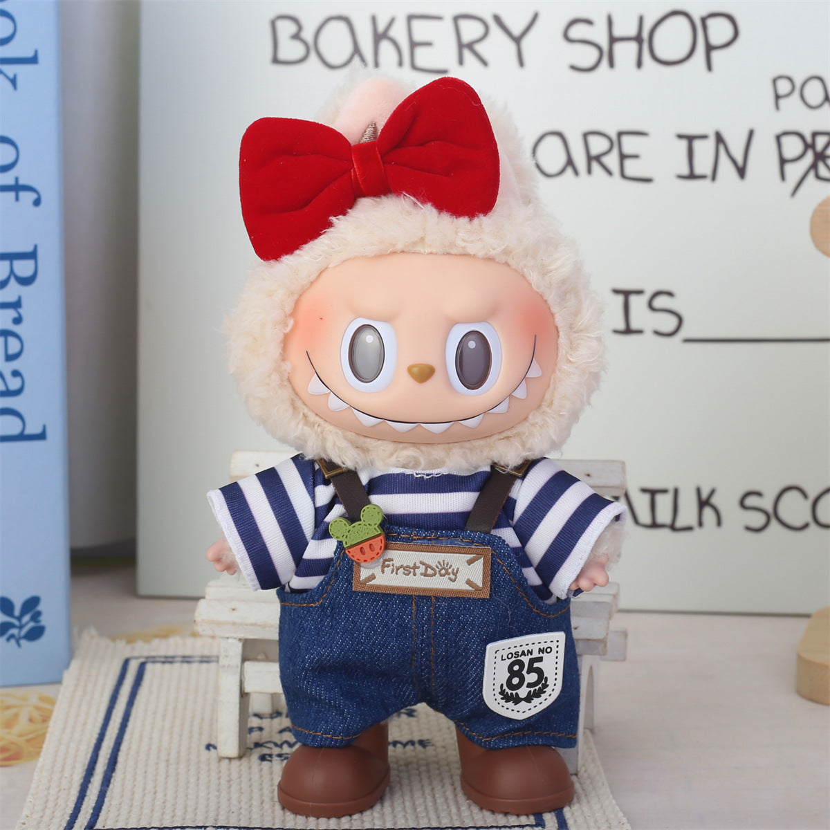 Super Q cute labubu doll 17cm pendant generation for doll plush doll vinyl face change