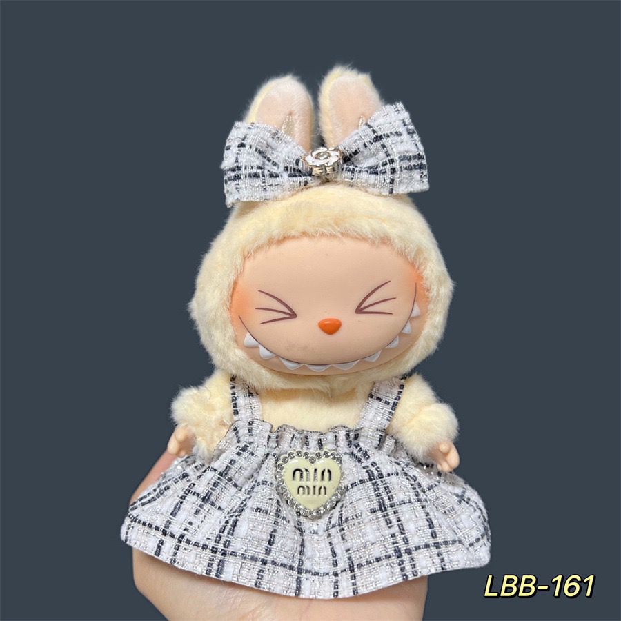 17cm Labubu Pendant Wearing Baby Clothes high quality Labubu Blind Box Pendant Doll Clothes Decorative suit