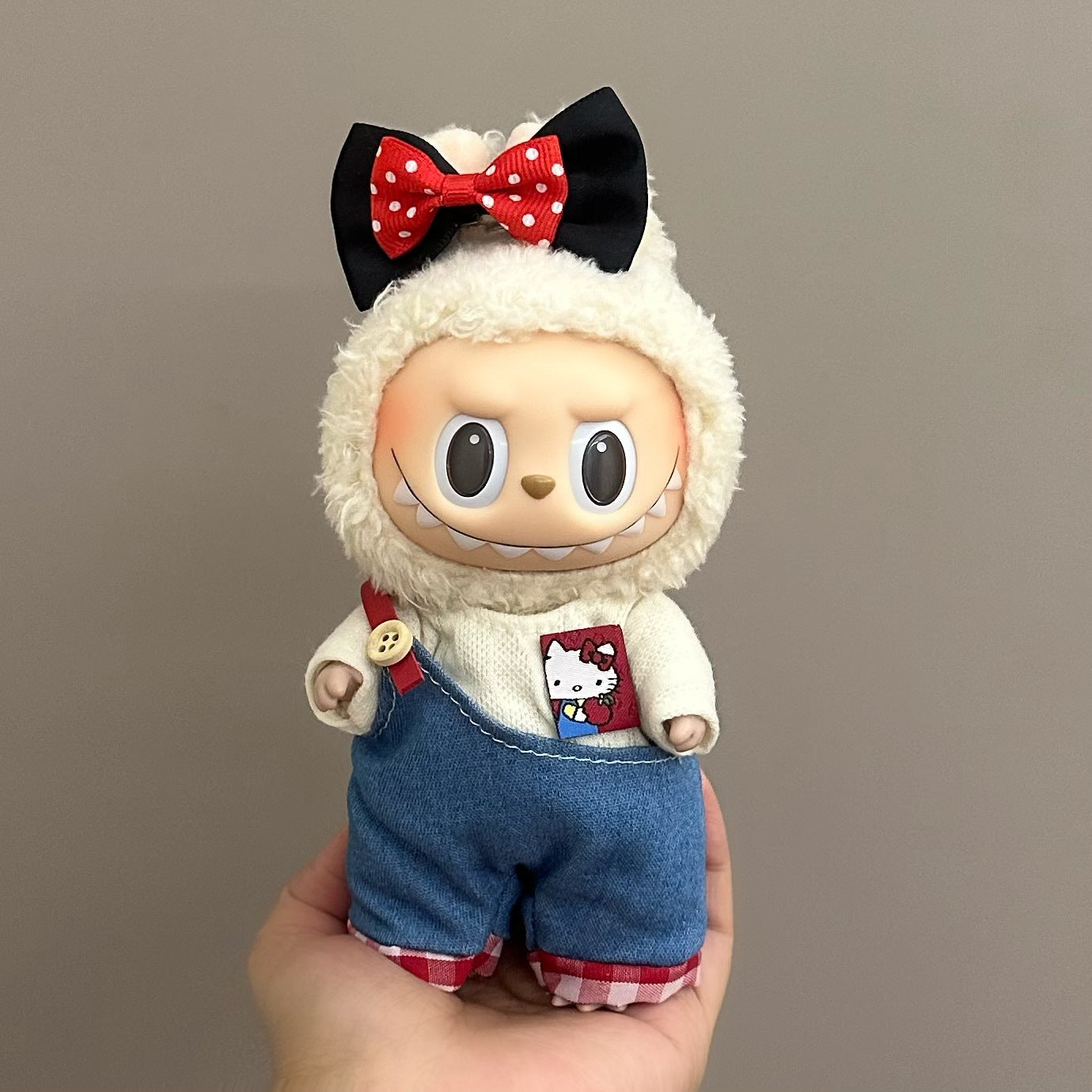 Labubu Iabubu Doll Clothes 17cm Pendant Sitting Party One or Two Generation Plush Doll suit Clothes