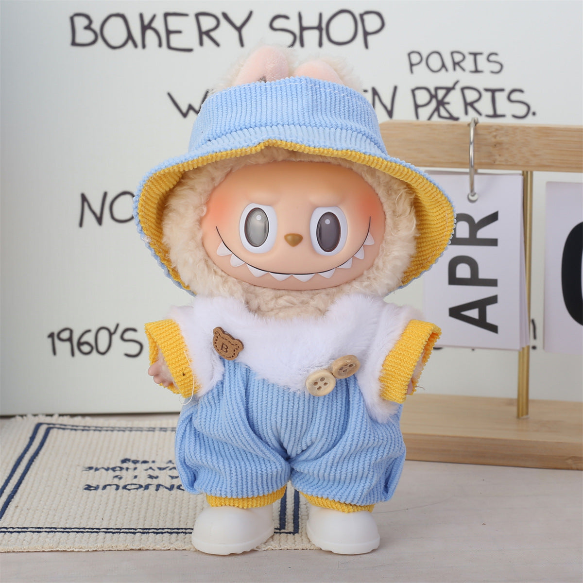 Super Q cute labubu doll 17cm pendant generation for doll plush doll vinyl face change