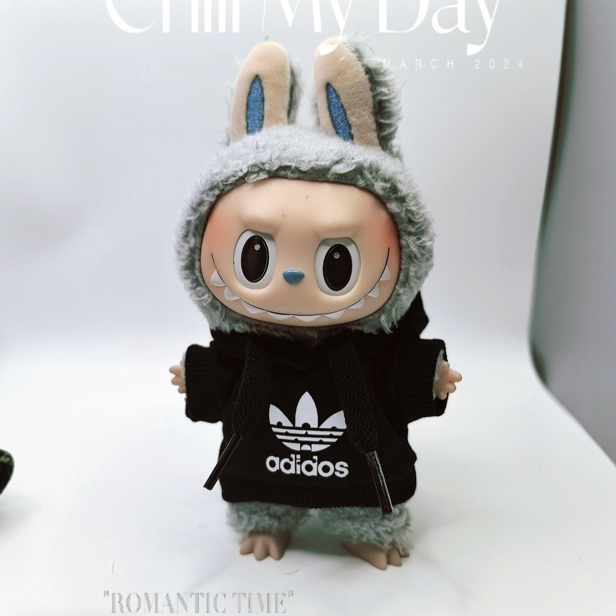 Labubu Doll Clothes - Cute Sweatshirt & Jeans Outfit for 1st & 2nd Gen