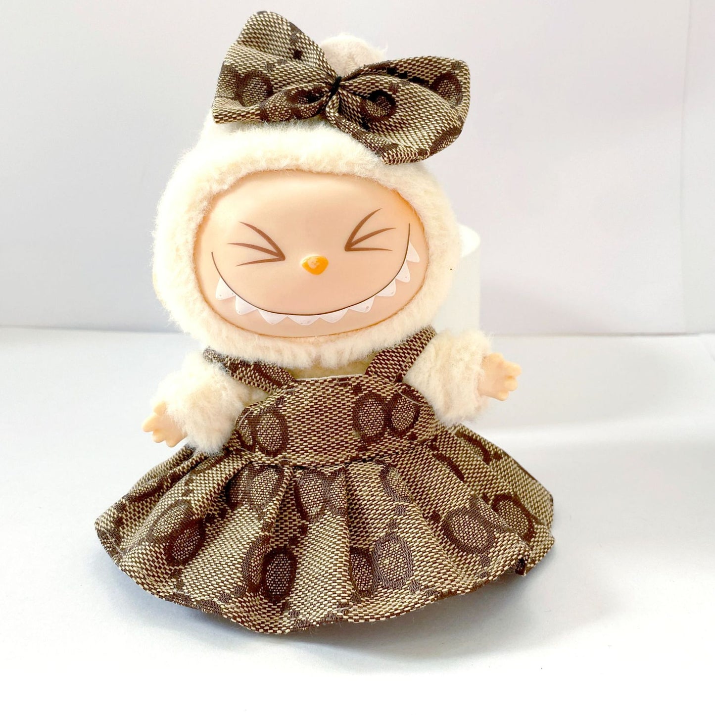 Labubu Doll Outfit - 17cm Party Clothes Set with Skirt, Suspenders & Accessories