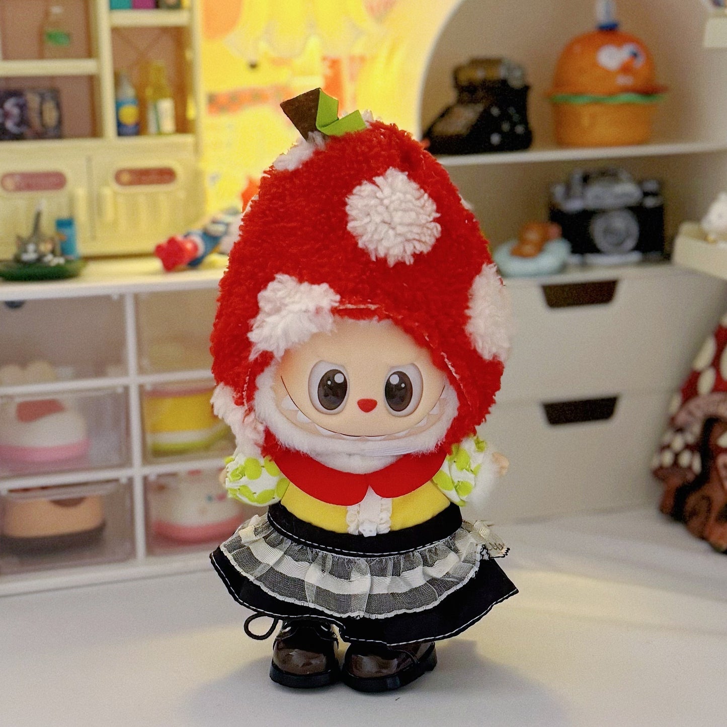 Labubu Baby Clothes First and Second Generation Rubber Blind Box Pendant Universal Wear Labubu Clothes Bottle Bib Pants Set Cute