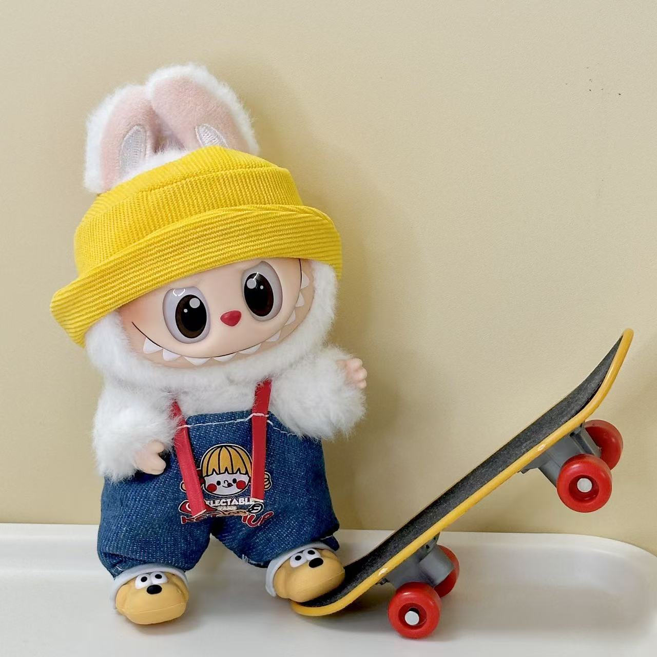 17cm Labubu Pendant Wearing Baby Clothes high quality Labubu Blind Box Pendant Doll Clothes Decorative suit