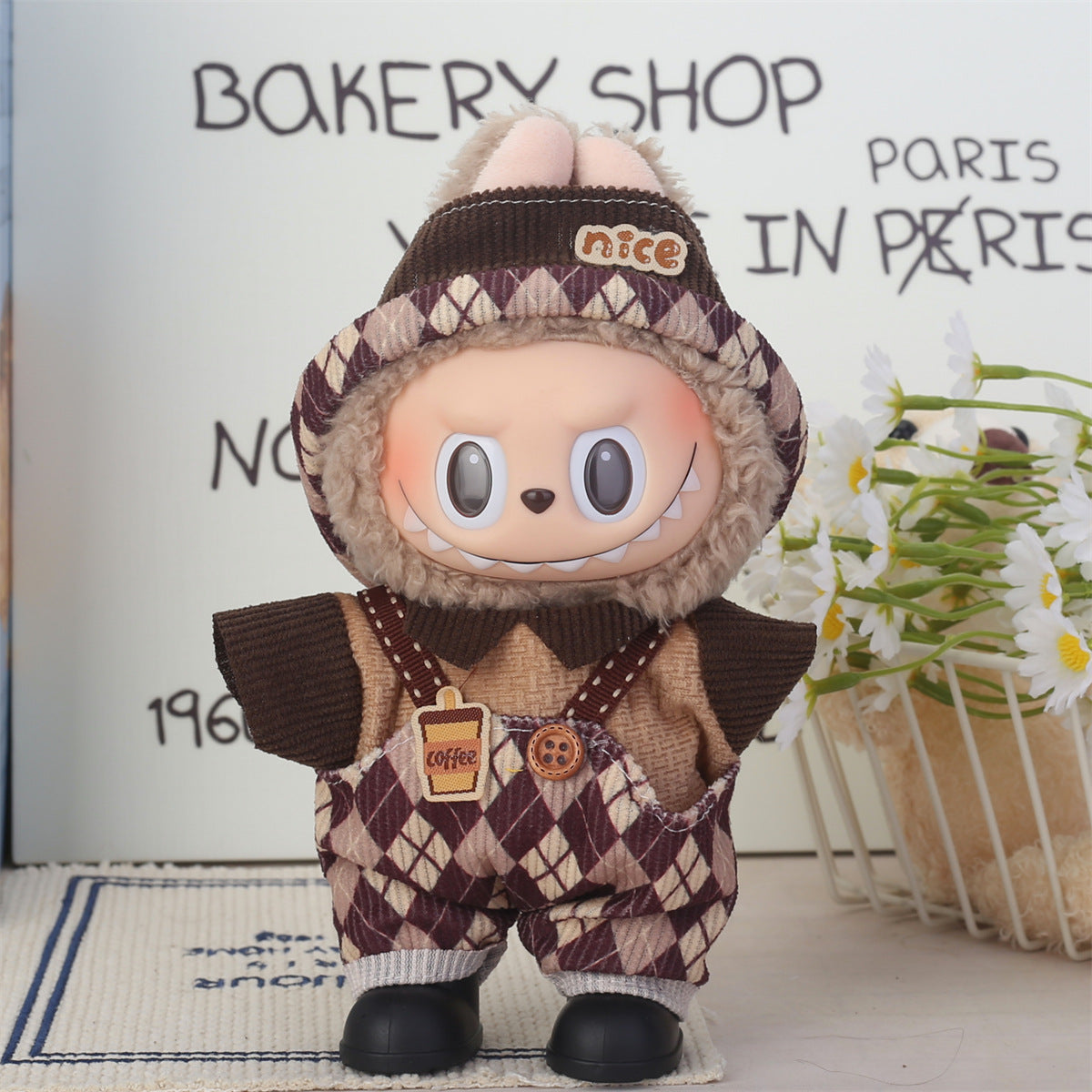 Super Q cute labubu doll 17cm pendant generation for doll plush doll vinyl face change