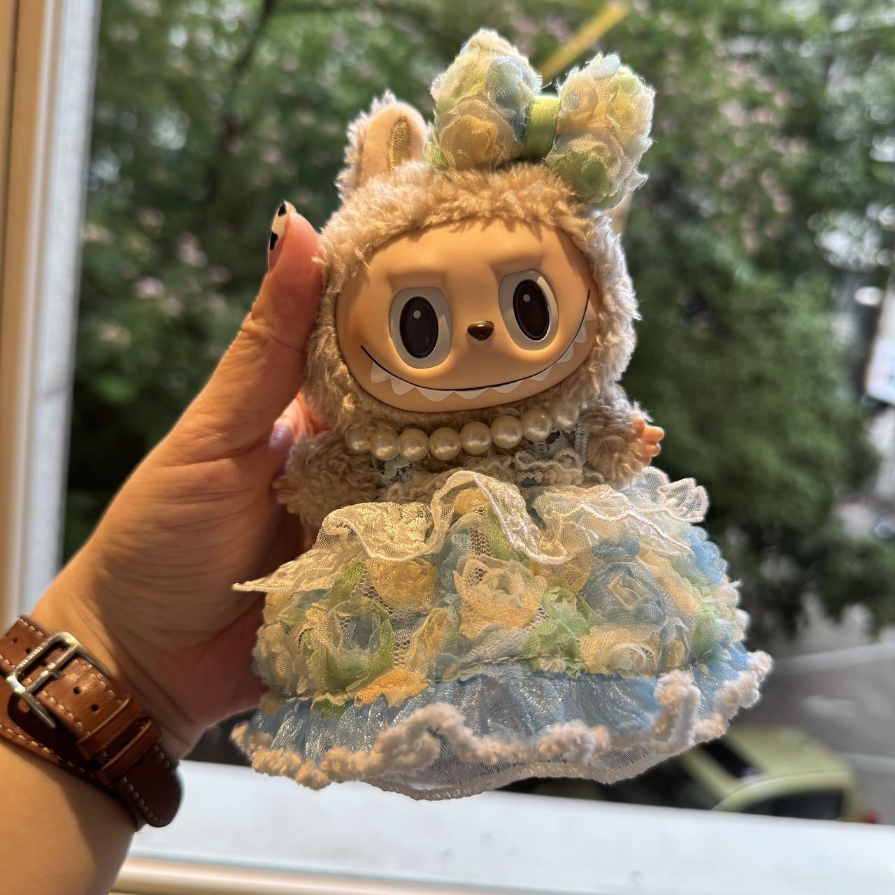Labubu Doll Clothes - Pearl Necklace & Petal Gauze Skirt Outfit