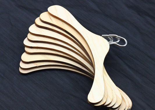 Labubu Doll Clothes Hanger - Solid Wood for 4cm to 15cm Dolls