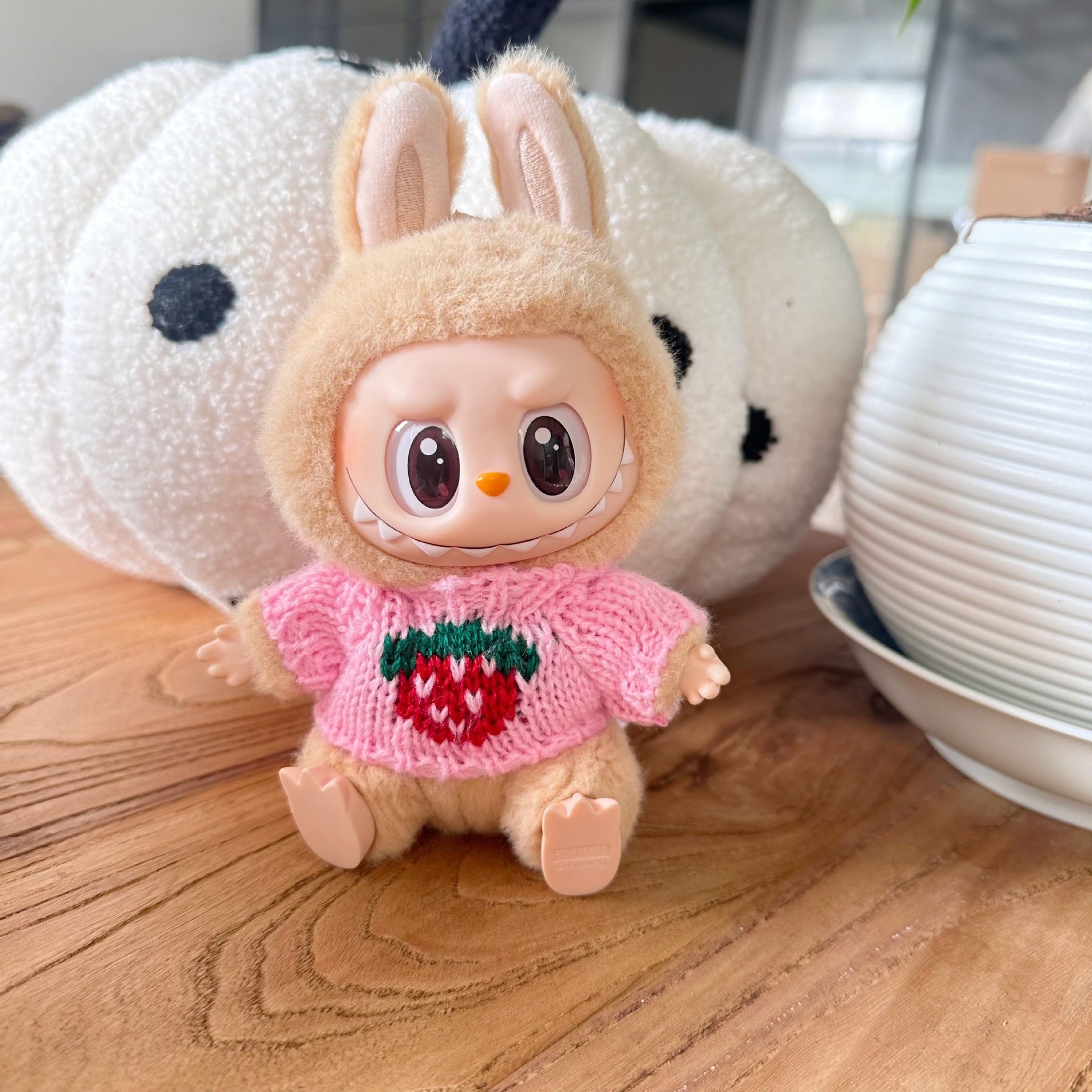 Only clothes] the first and second generation of labubu doll clothes LABUBU sitting party doll for autumn and winter sweater