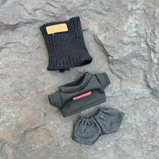 Only clothes] first and second generation key chain Labubu clothes pendant pull cloth super shirt turn-up bear hat adorable