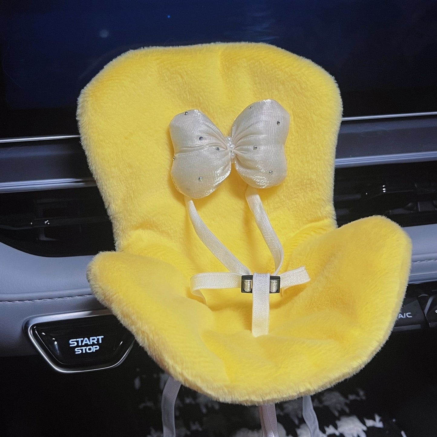 Cross-border Labubu Doll Safety Seat Belle Pendant Car Sofa Aromatherapy Ornaments Decoration Sitting Posture LABUBU
