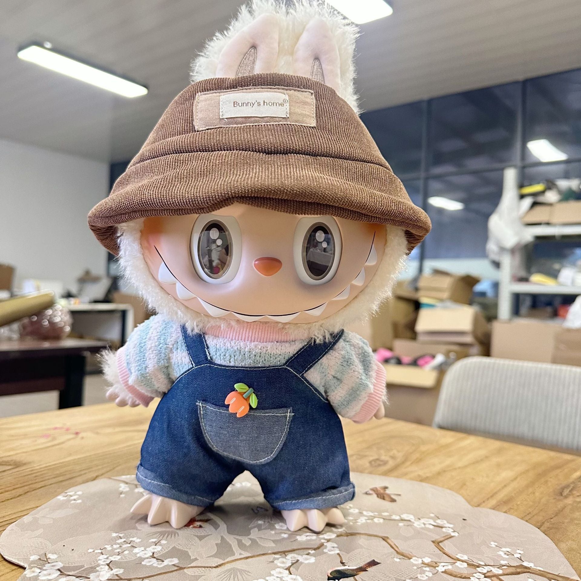 Only clothes] 38CM labubu doll clothes LABUBU doll for the ring velvet blue powder Denim suit adorable