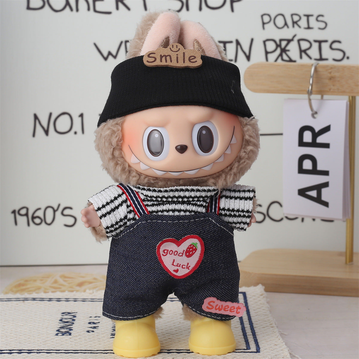 Super Q cute labubu doll 17cm pendant generation for doll plush doll vinyl face change