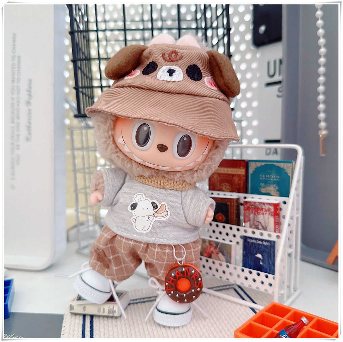 Labubu Doll Outfit - Plaid Suit, Hat & Accessories for 10cm & 17cm Dolls