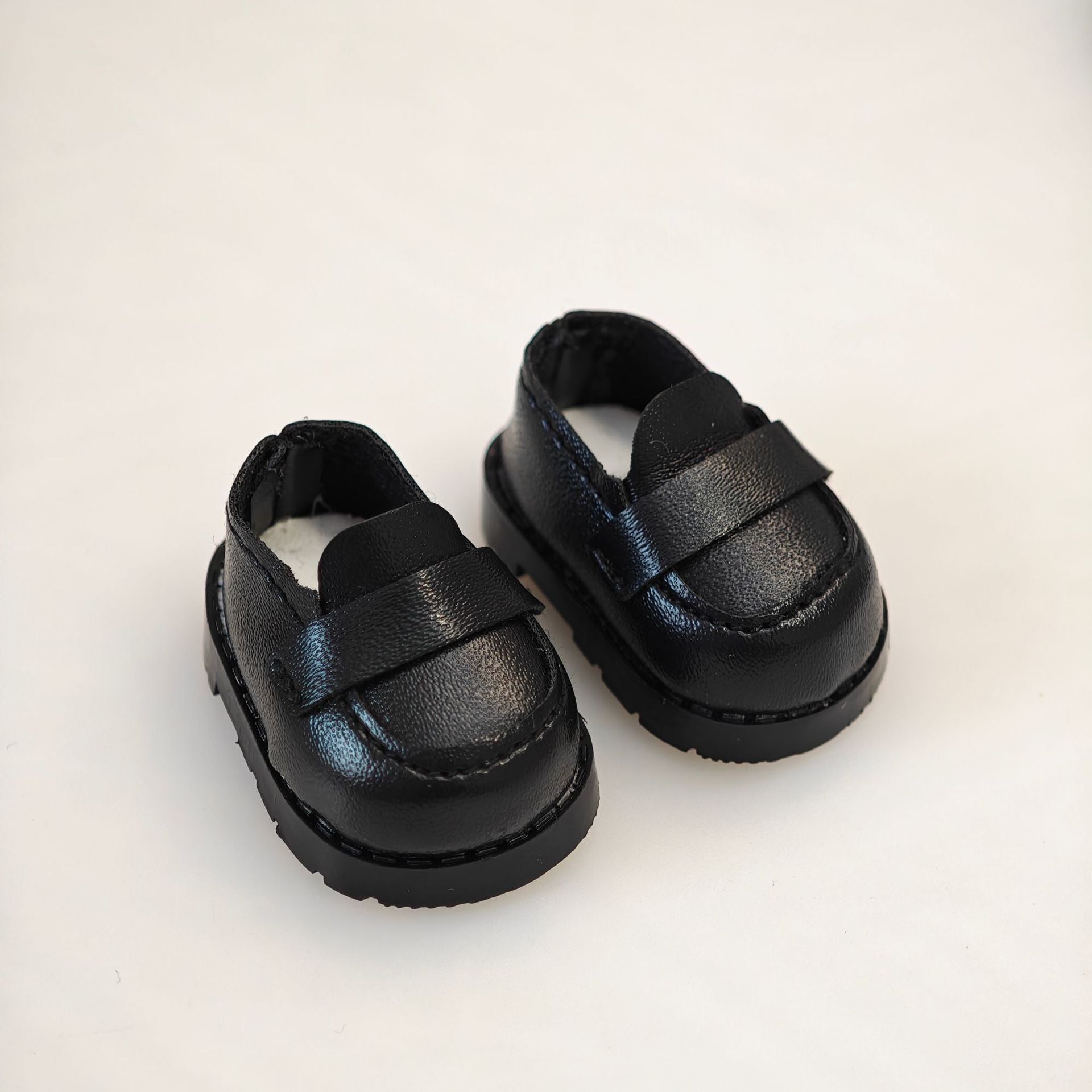 Labubu doll clothes one, two and three generations of pendant tirab cloth key chain clothes hat suit accessories shoes