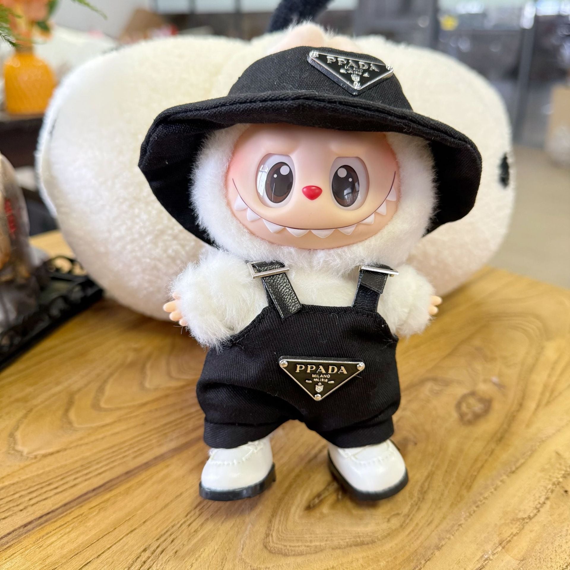 Only clothes] generation one or two blind box pull cloth doll suspenders suit LABUBU pendant pink hat pants