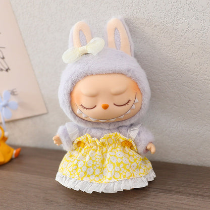 The first and second generation labubu labubu sit party vinyl doll blind box pendant doll clothes for wedding dress skirt