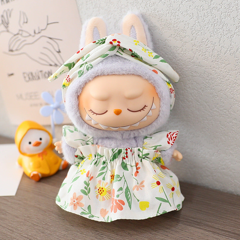The first and second generation labubu labubu sit party vinyl doll blind box pendant doll clothes for wedding dress skirt