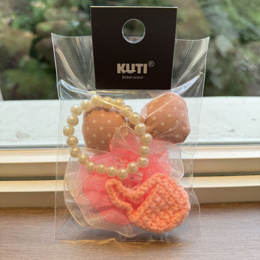 Labubu Doll Cute Baby Clothes with Bow Pearl Necklace Set