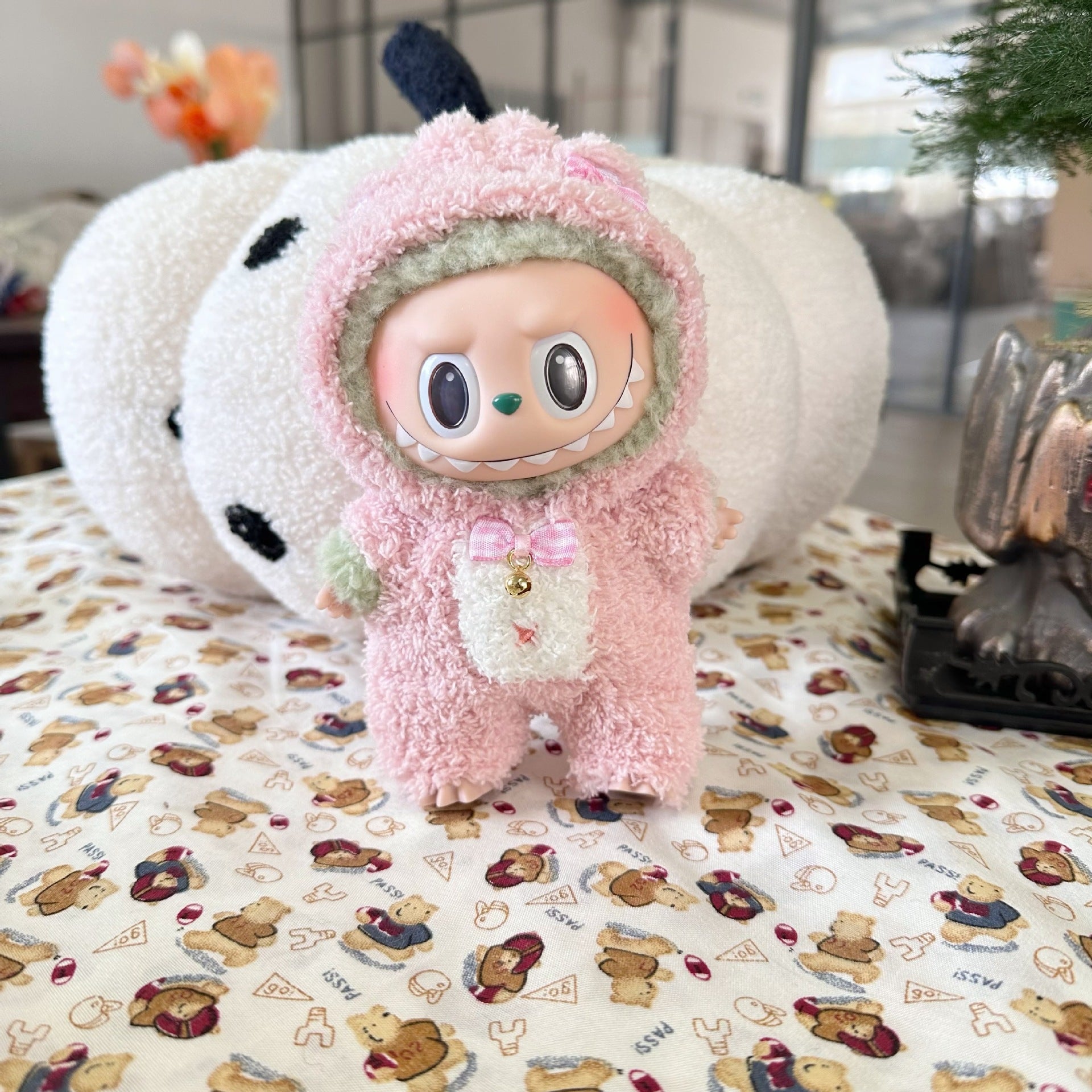 Only clothes] the first and second generation of cloth cloth hanging clothes lovers bear one-piece climbing suit LABUBU baby clothes super cute