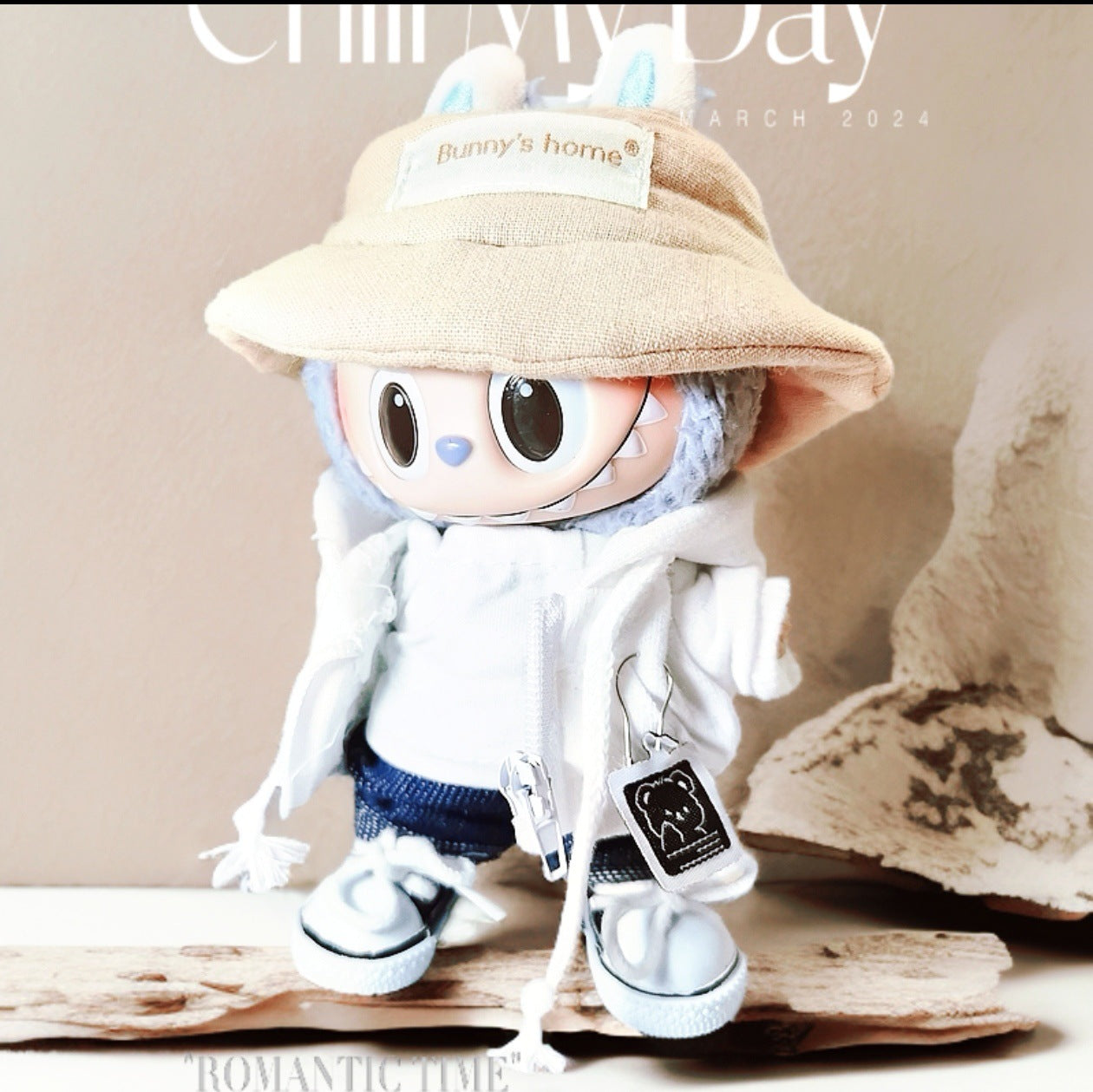 Labubu Doll Outfit Set - White & Black Jacket with Accessories