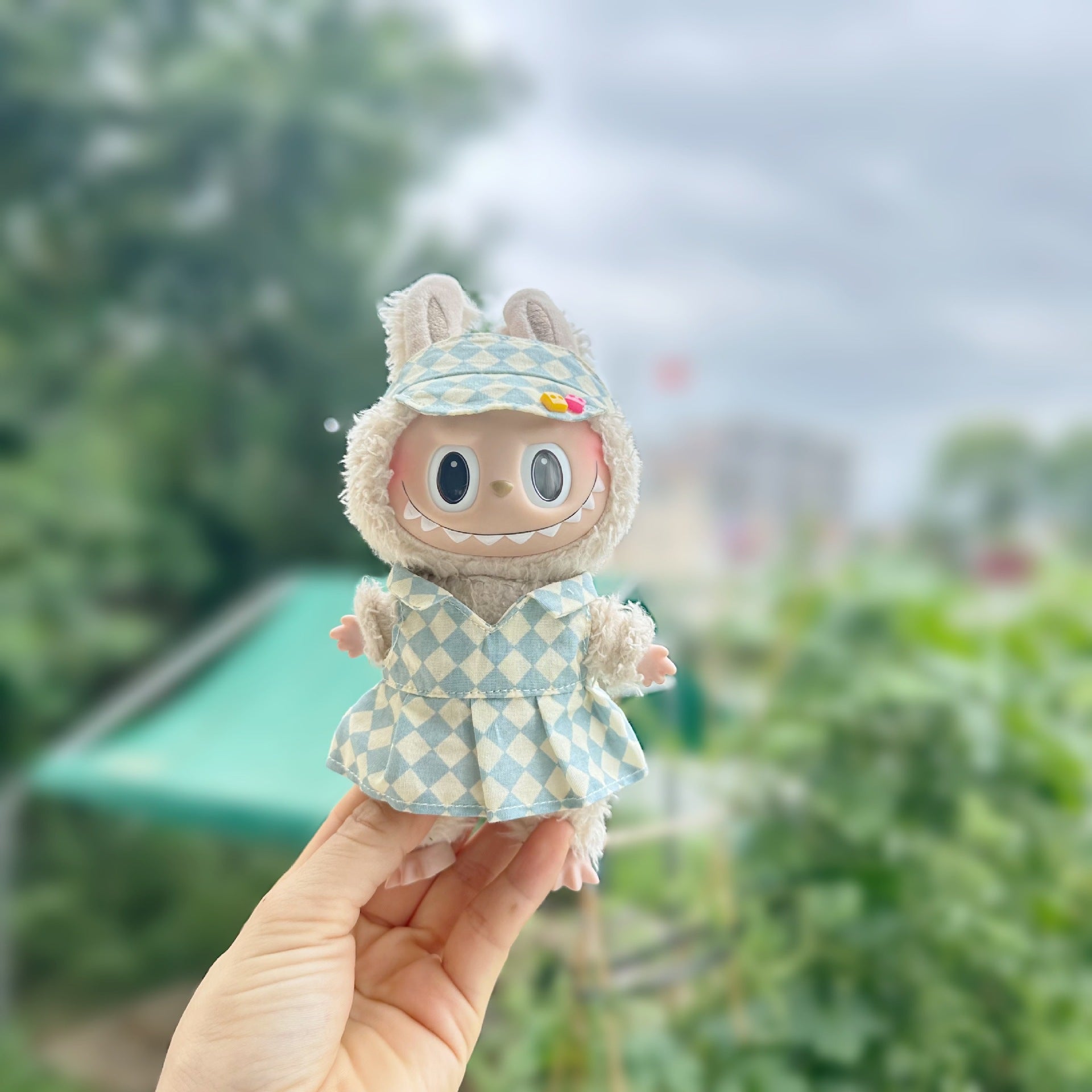 Only clothes] 17CM pendant cloth cloth clothes blind box LABUBU doll rhombus strap skirt suit new product