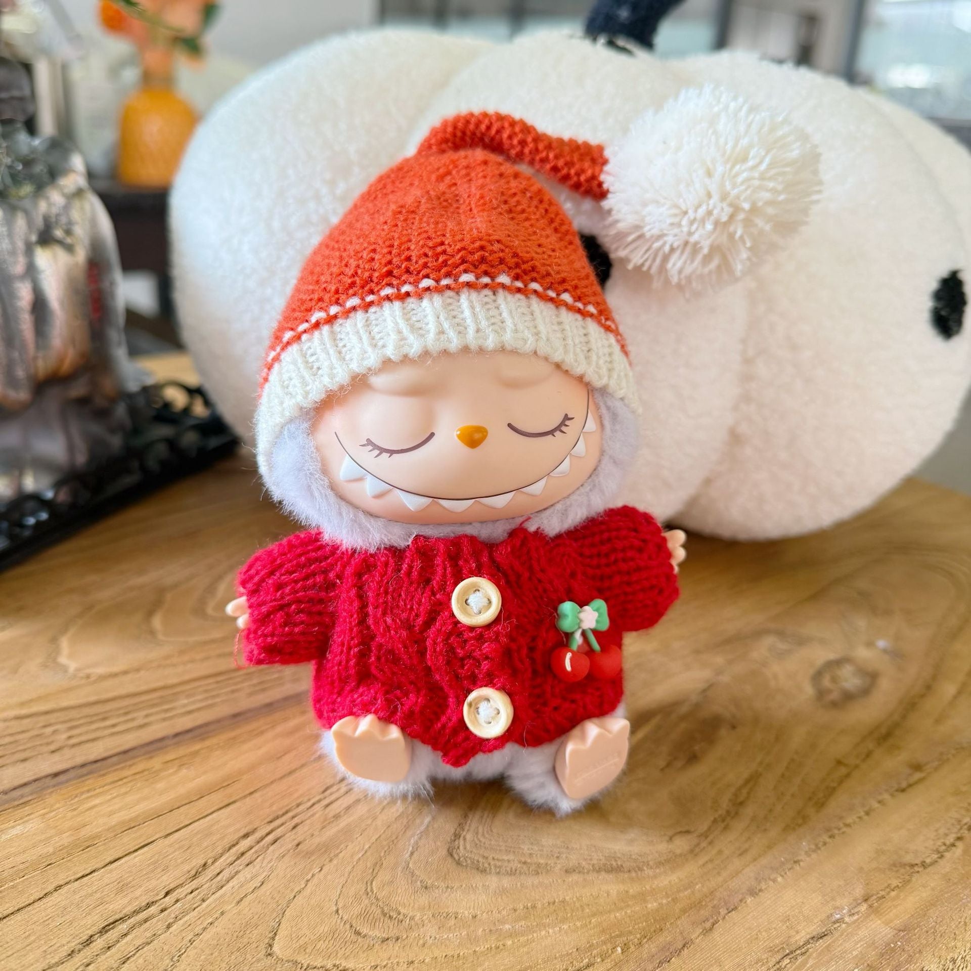 Only clothes] pendant pull cloth cloth for the first and second generation of blind box sit party doll clothes playful hat love sweater