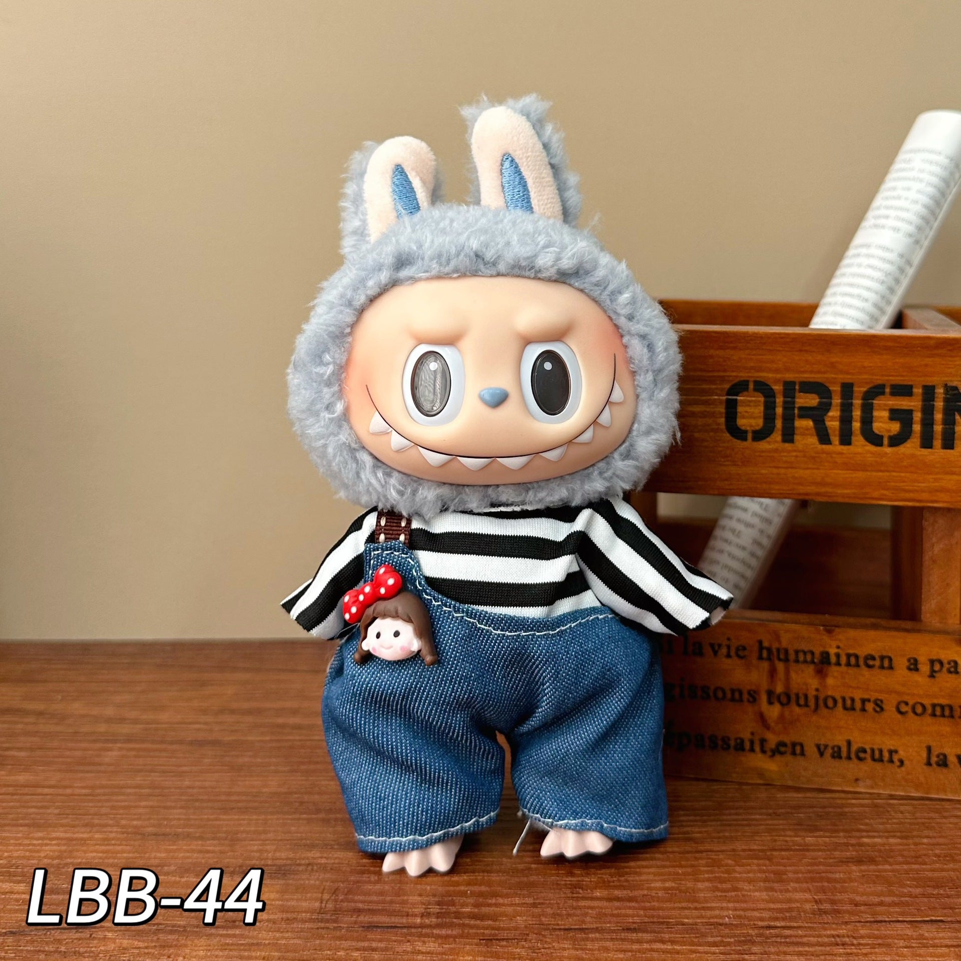 Wholesale Labubu Clothes Labubu Baby Clothes 17cm Doll Pendant First and Second Generation Doll Clothes Set Toys