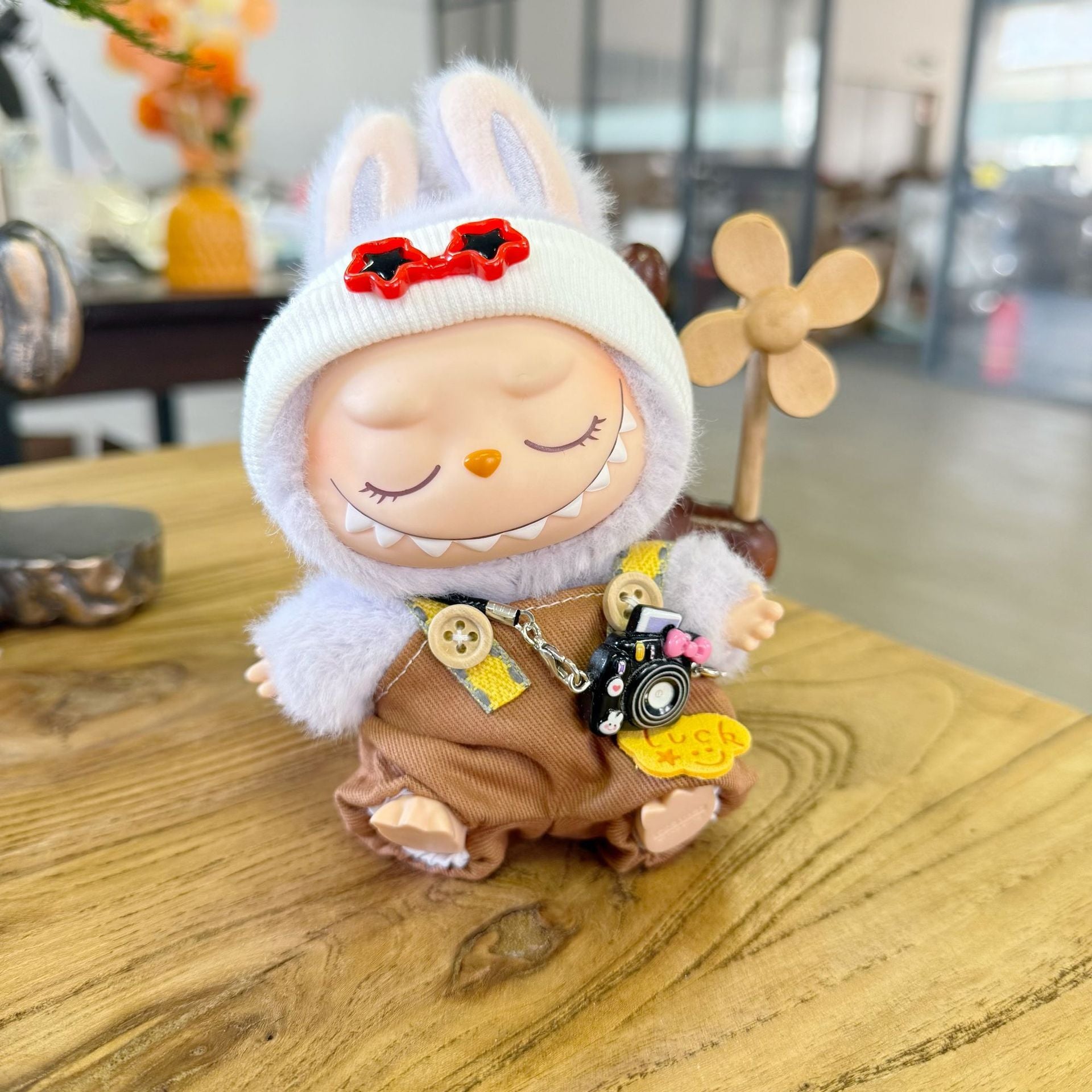Only clothes] the first and second generation of cloth pendant clothes overalls hat star eye suit LABUBU change cute