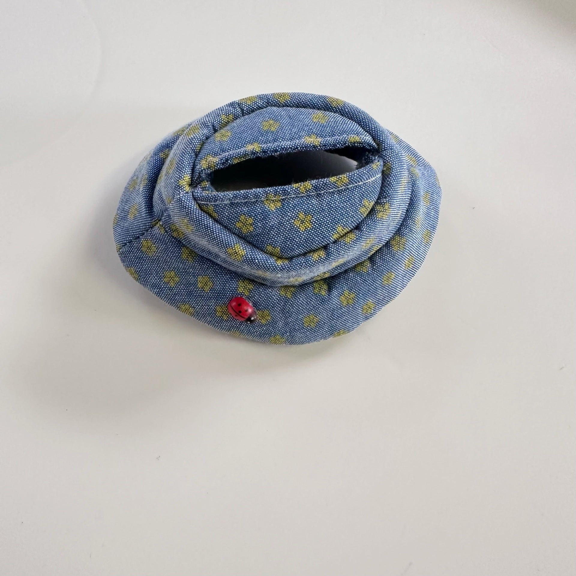 Only clothes] the first and second generation of LABUBU pendant clothes blind box LABUBU for Denim small strap hat suit