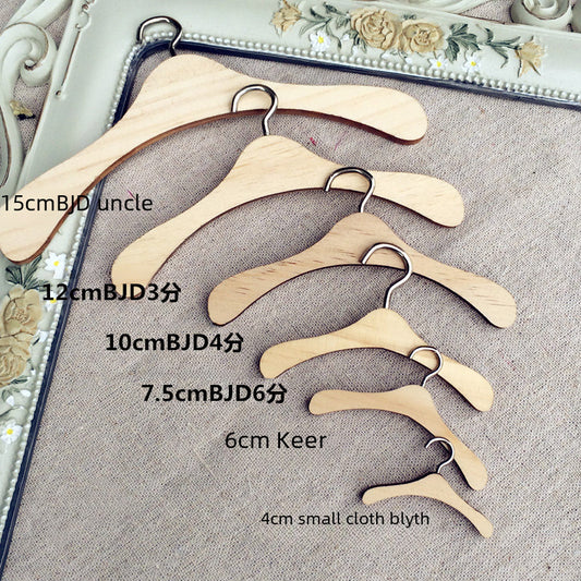Labubu Doll Clothes Hanger - Solid Wood for 4cm to 15cm Dolls