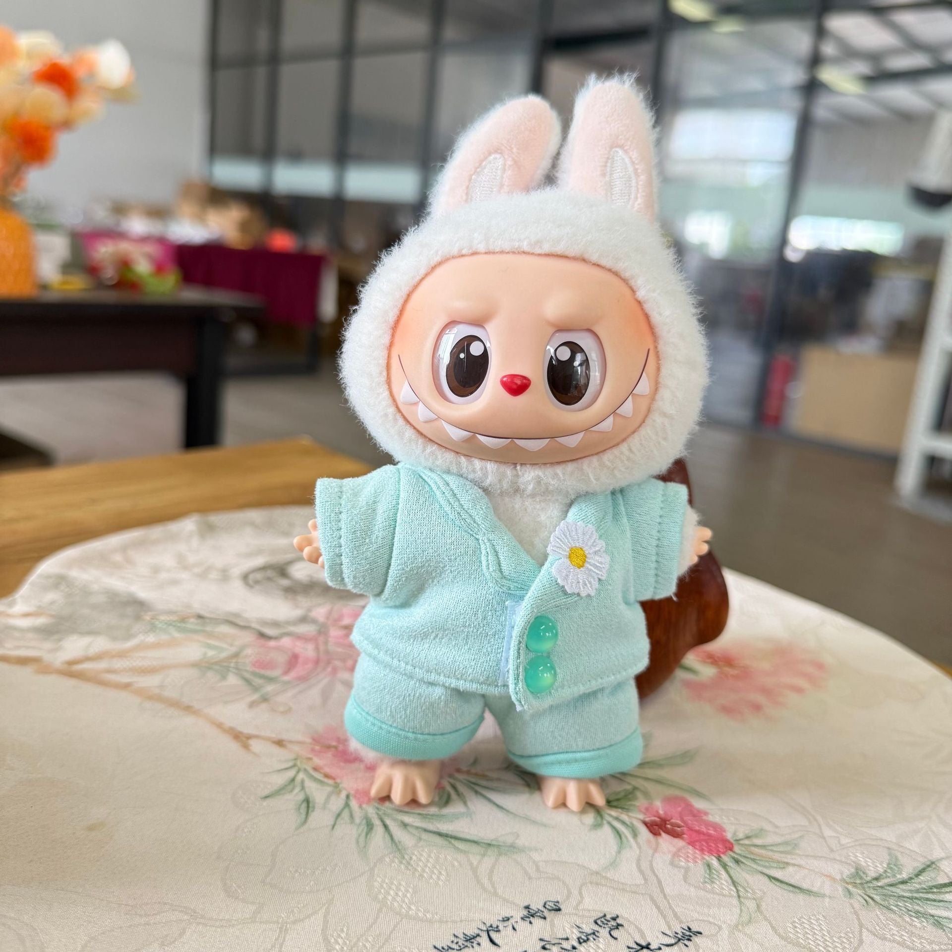 Only clothes] labubu sit party doll clothes Zhilong same clothes one, two and three generations of LABUBU for the suit