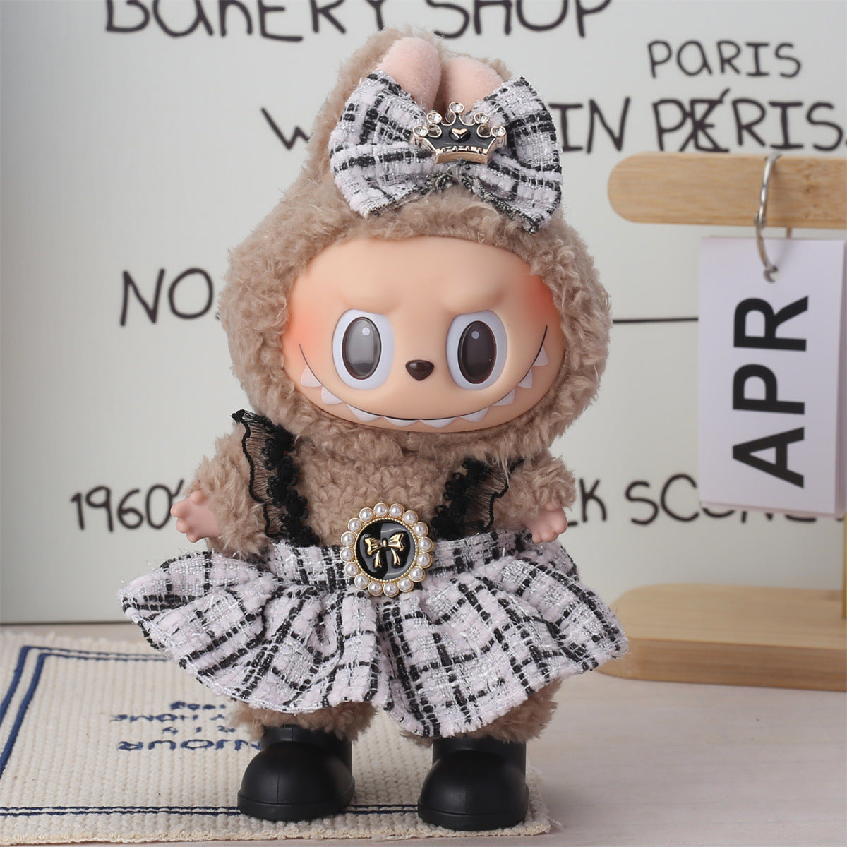 Super Q cute labubu doll 17cm pendant generation for doll plush doll vinyl face change