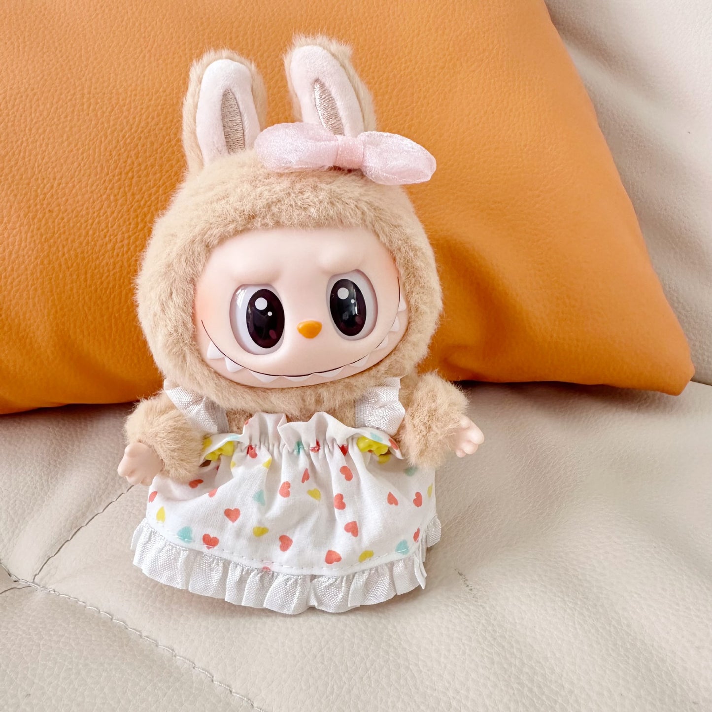 Only clothes] second generation blind box Labubu clothes key chain pull cloth sit party doll yellow love skirt