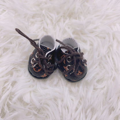 One or two generations of labubu shoes 17cm pull cloth 10cm doll big fashion small size shoes small leather shoes wholesale