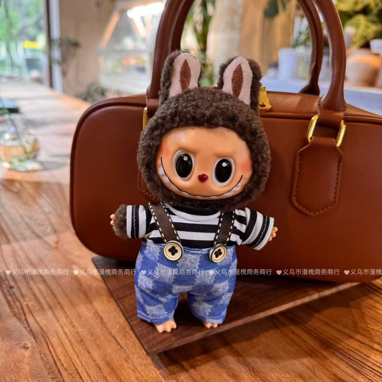Suitable for cloth strap pants to wear plush toy jeans doll accessories [only for T]]
