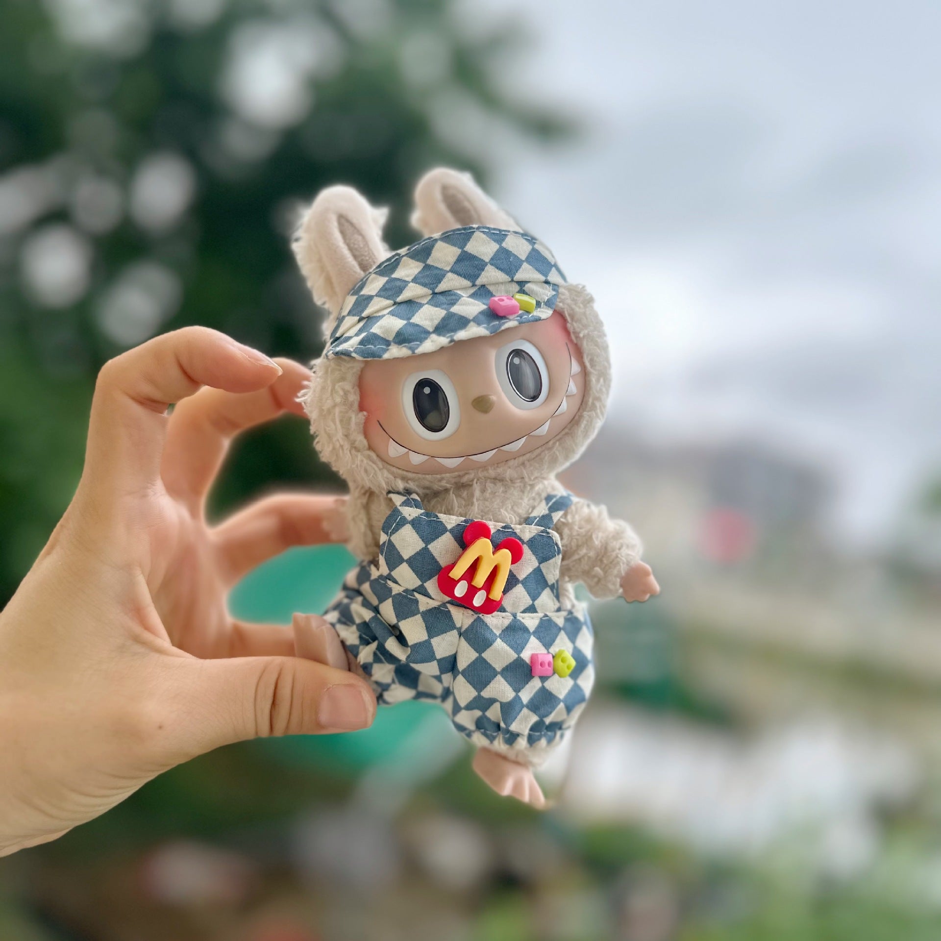 Only clothes] 17CM pendant cloth cloth clothes blind box LABUBU doll rhombus strap skirt suit new product