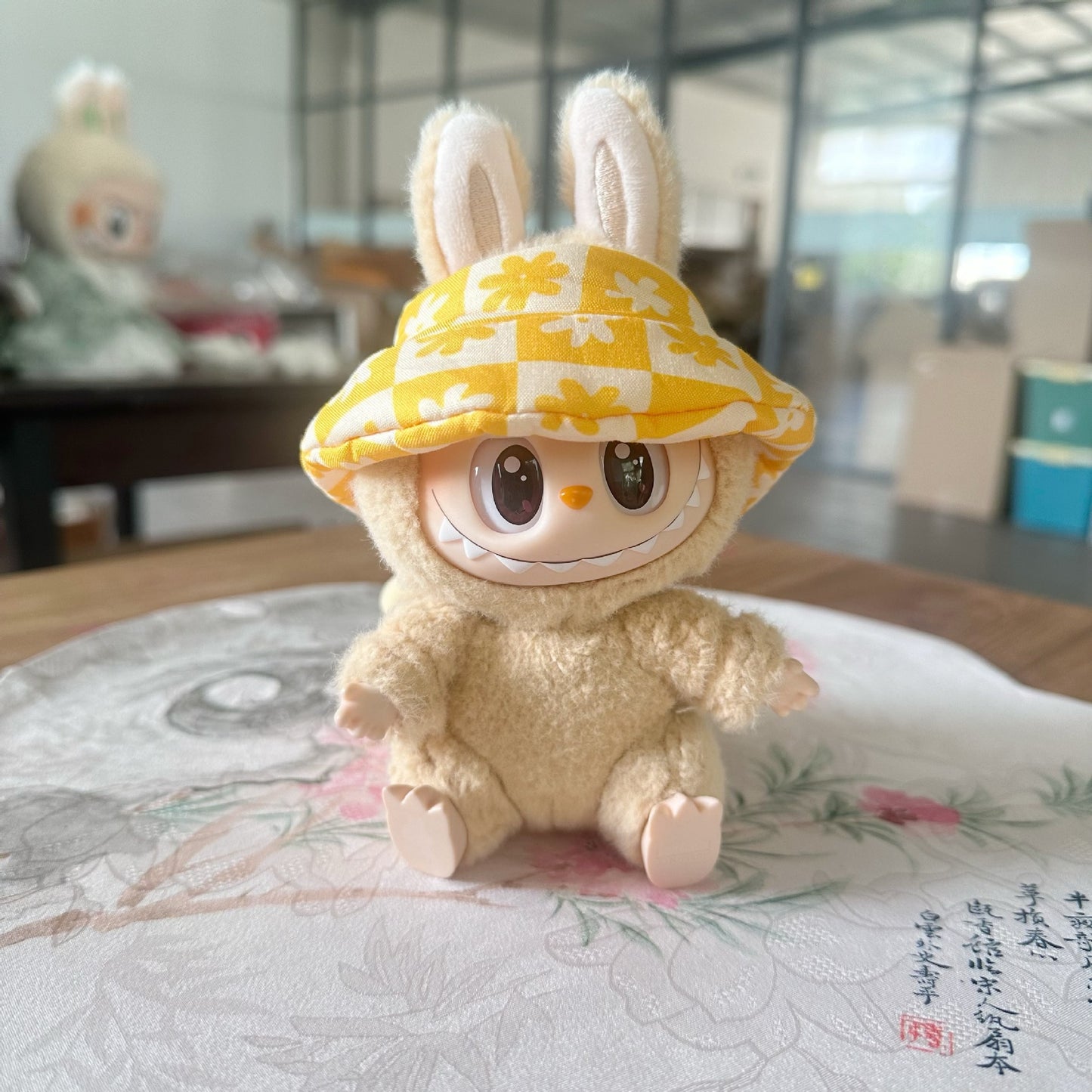 Clothes Only] One or Two Generation Blind Box Labubu Doll Clothes LABUBU Daisy Hat Yellow Duck Shirt Cute suit