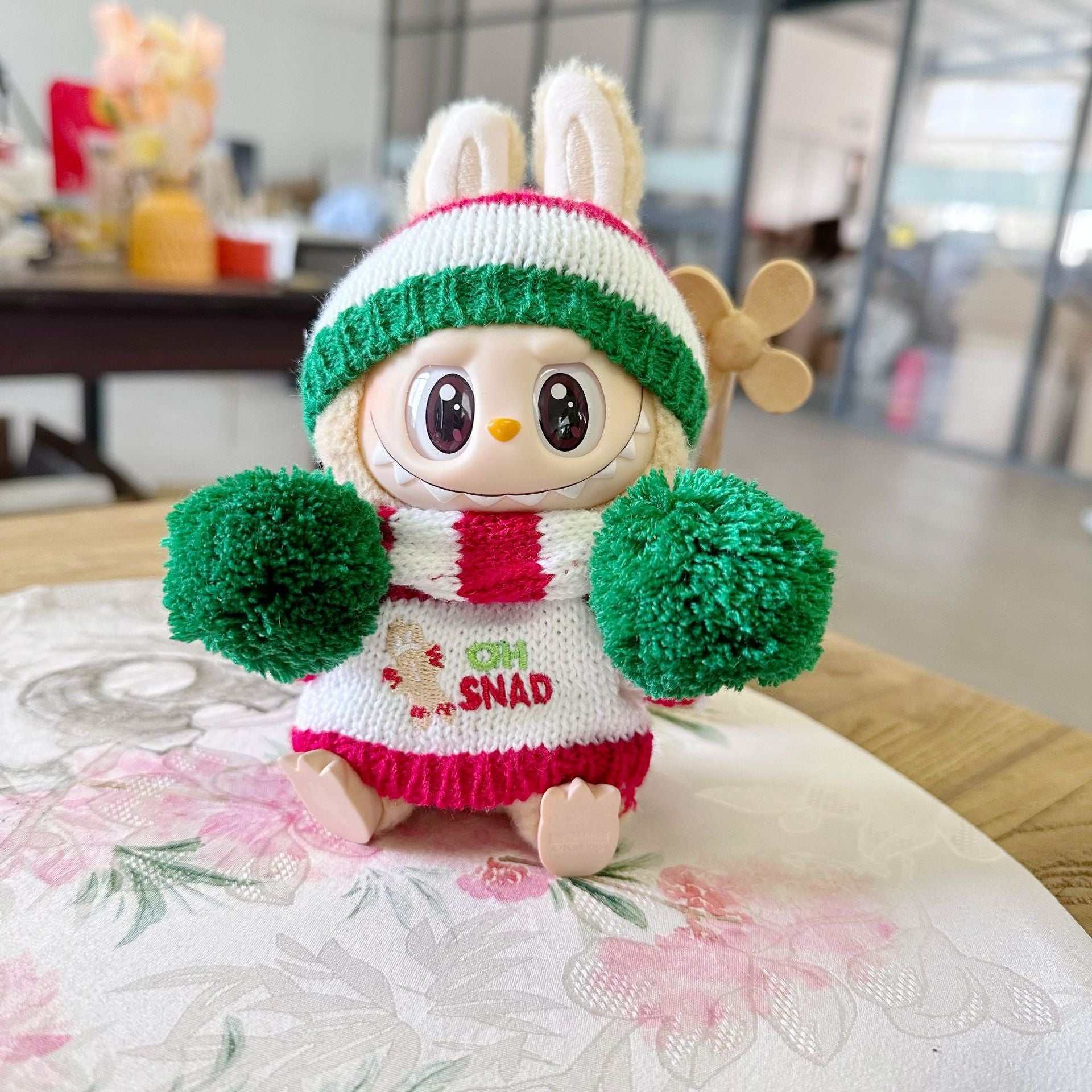 Only clothes] the first and second generation blind box pull cloth doll clothes pendant LABUBU for Christmas sweater hat
