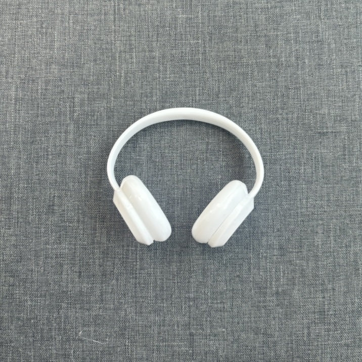 Labubu Transparent Protective Case Dustproof Storage Transparent Protective Cover for Party Headphones, Hats, and Glasses Accessories