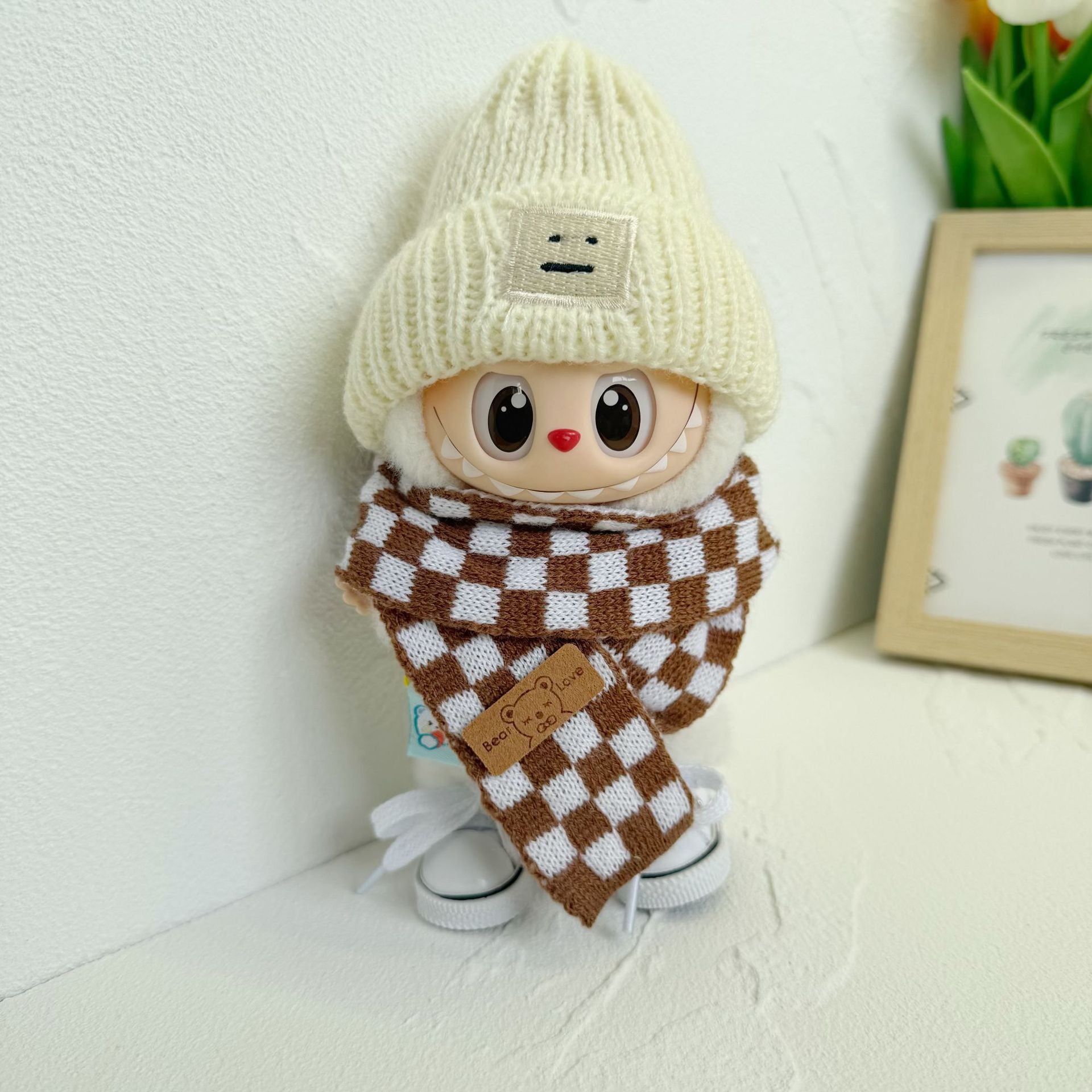 First and Second Generation Labubu Clothes Black Checkered Bear Logo Scarf Expression Hat Set Labubu Hat Scarf Clothes Dress up