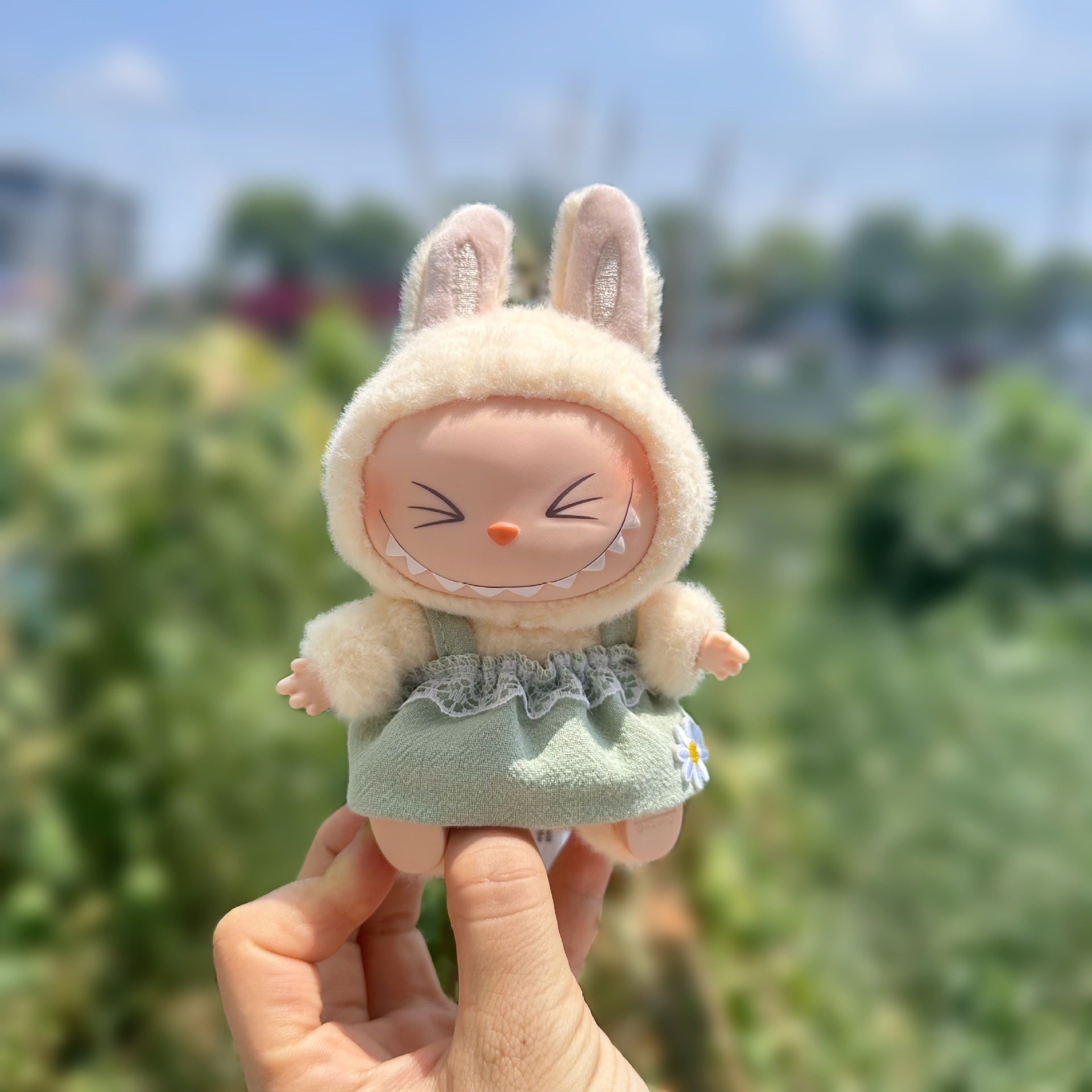 Baby Clothes Only] Second Generation Blind Box Rab Cloth Clothes Pendant Labubu Sitting Party Baby Clothes Daisy Suspender Skirt
