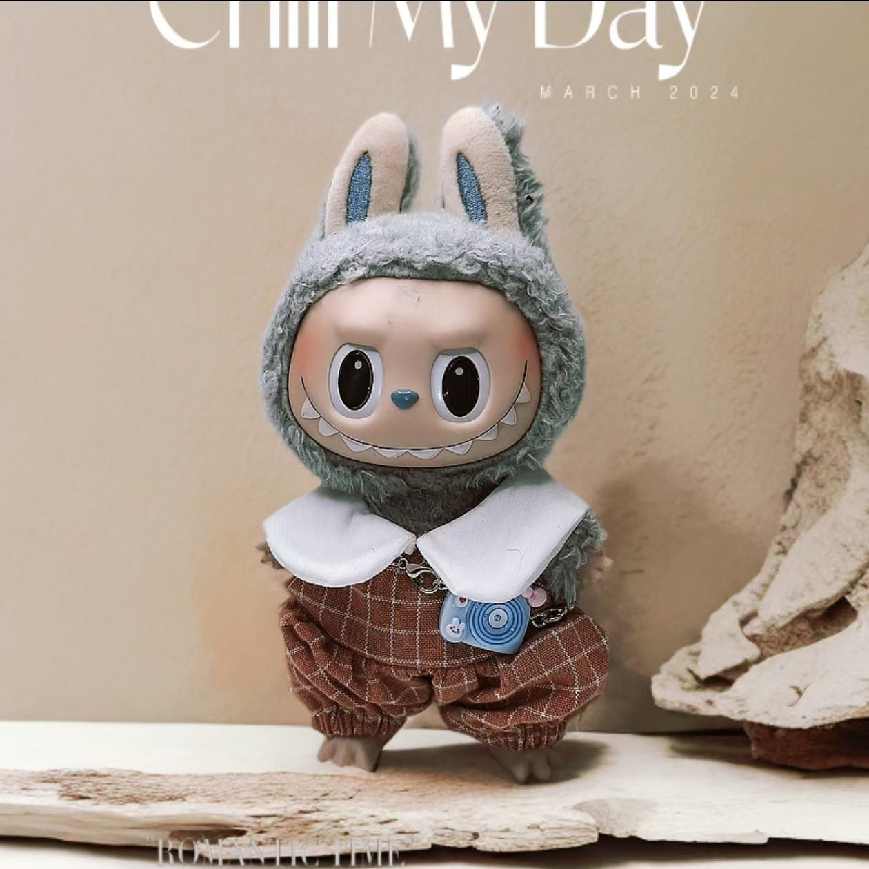 Labubu Doll Plaid Scarf & Bow Outfit Set for 1st & 2nd Gen Pendants