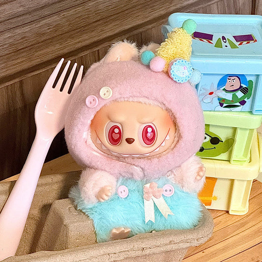 The first and second generation labubu sit party doll plush doll cloth cloth clothes autumn and winter strap pants suit cute
