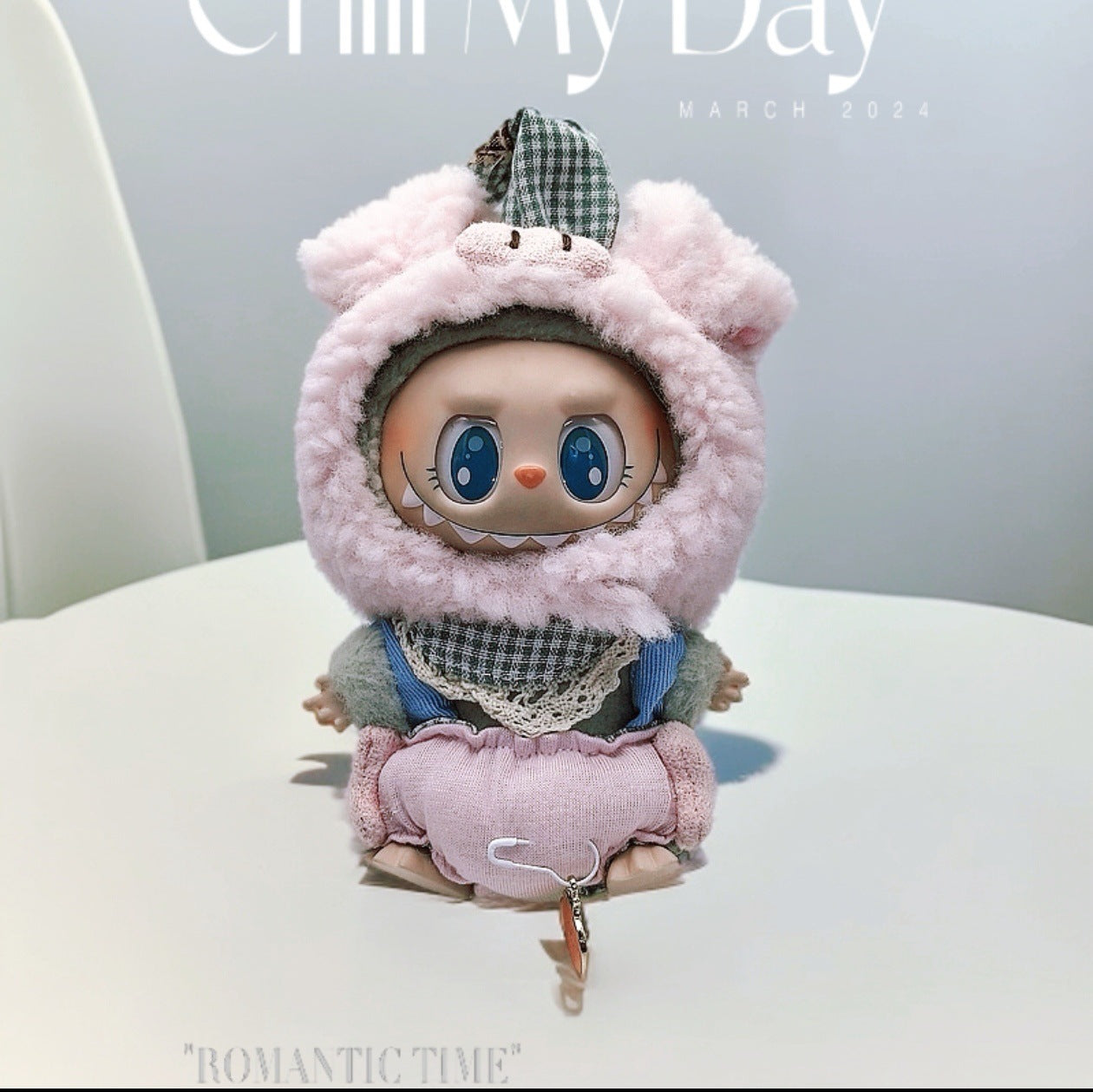 Labubu Doll Clothes - Cute Macaron Pullover & Suspenders Outfit