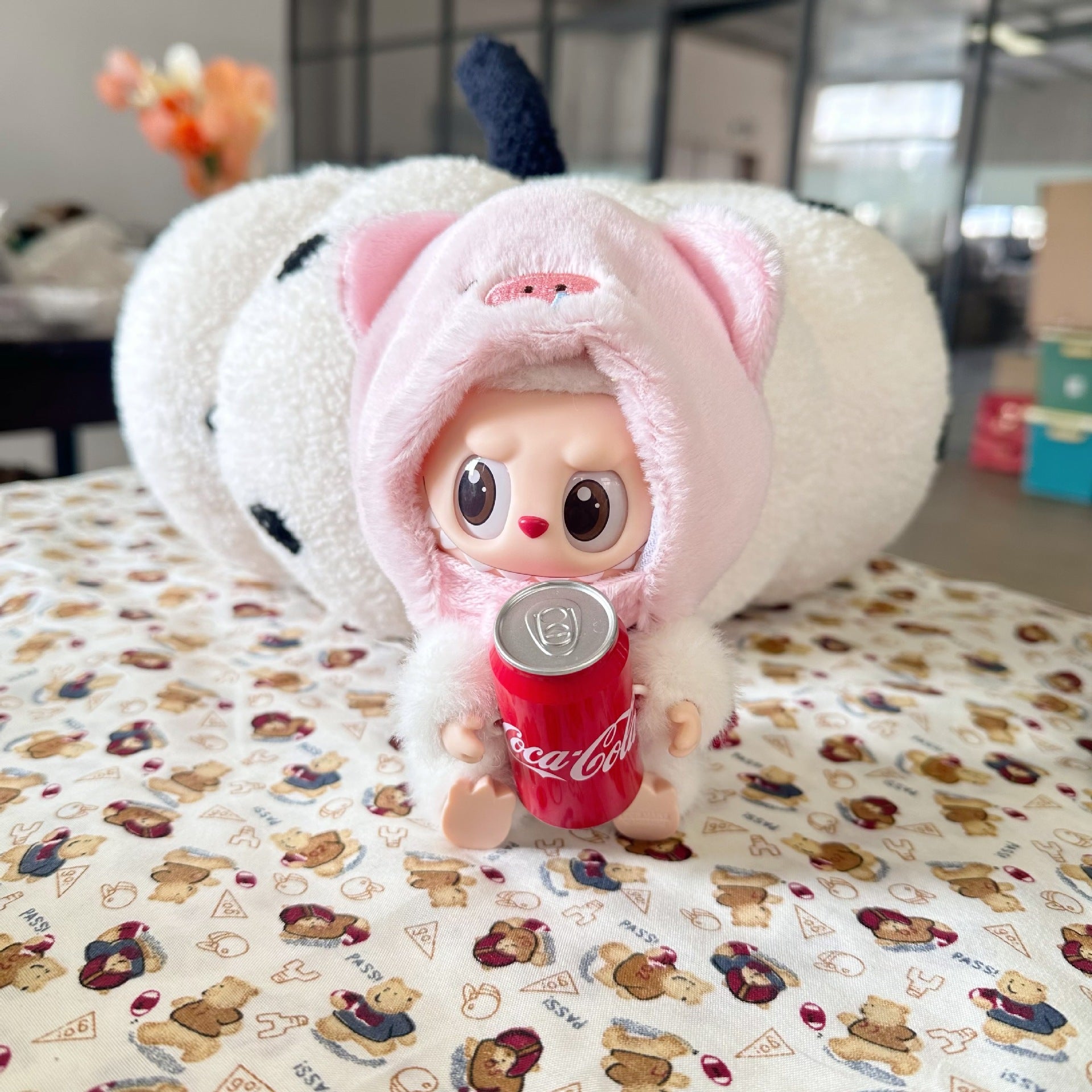 The third generation of labubu happy factor for pendant LABUBU surprise special shake hat piglet kapuba headgear