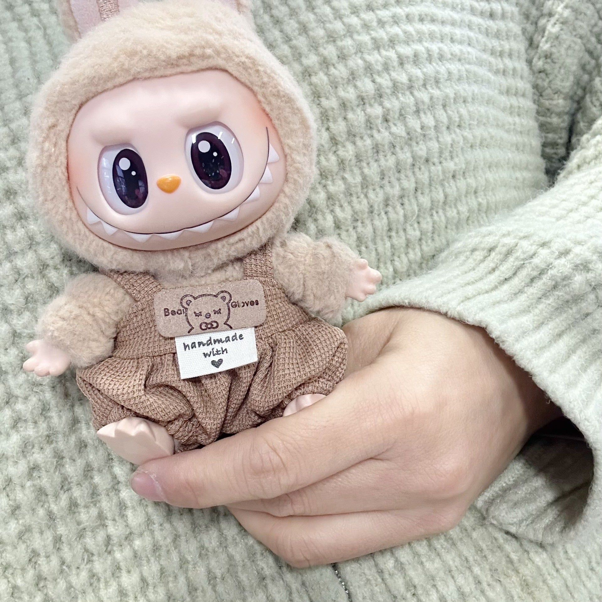 Clothes Only] One or Two Generation Blind Box Labu Doll Clothes LABUBU Pendant Strap Pants Waffled Bear Pants